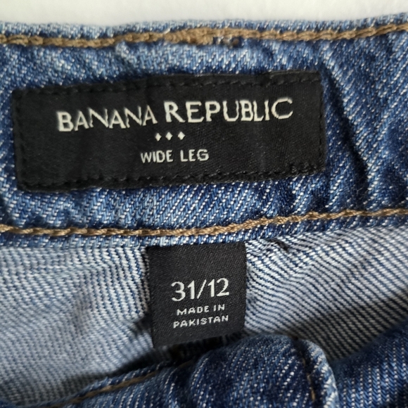 Banana Republic, New, High Rise Medium Wash Wide Leg Yoke Jeans, Size 31 12 - Picture 5 of 13